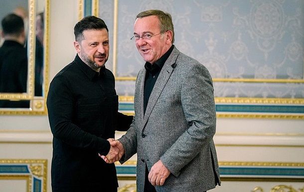 Виробництво зброї з ФРН: Зеленський обіцяє сюрприз