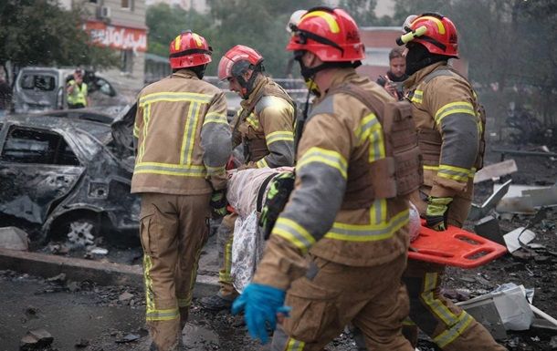 В Києві після атаки РФ виявили сімох загиблих