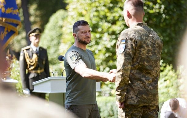 Зеленський вручив держнагороди, 172