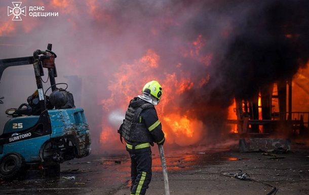 МВС: за кілька годин РФ атакувала п'ять областей