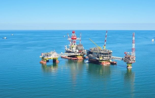 СБУ уразила нафтодобувну платформу РФ на Каспії