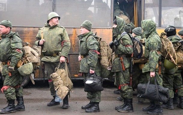 Примусова мобілізація в РФ: чоловіків забирають з вулиць та роботи