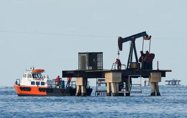Нафтовий переділ у Венесуелі: США заберуть частину активів у РФ і Китаю