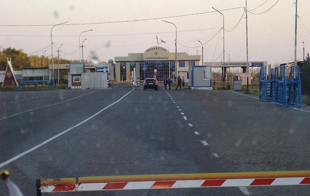 В'їзд до Казахстану стане платним для росіян: як відреагували в РФ