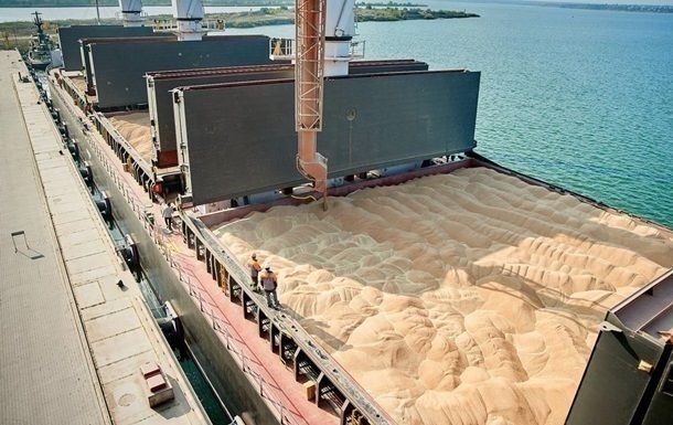 Експорт агропродукції обвалився на 41,5%
