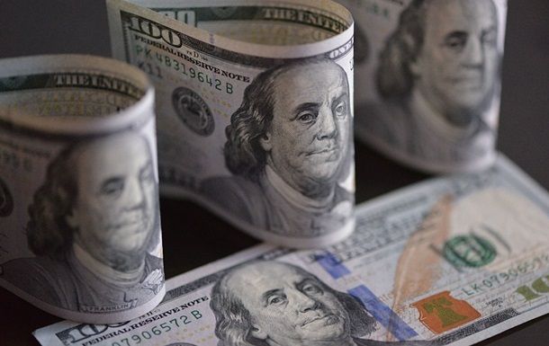 Долар дорожчає: трейдери оцінюють шанси нового підвищення ставки ФРС