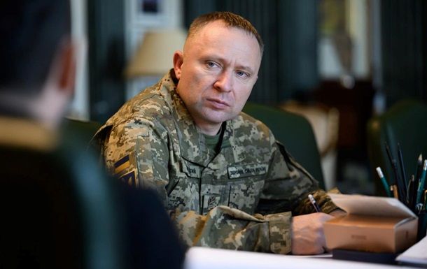 Драпатий проводить ревізію офіцерів Генштабу