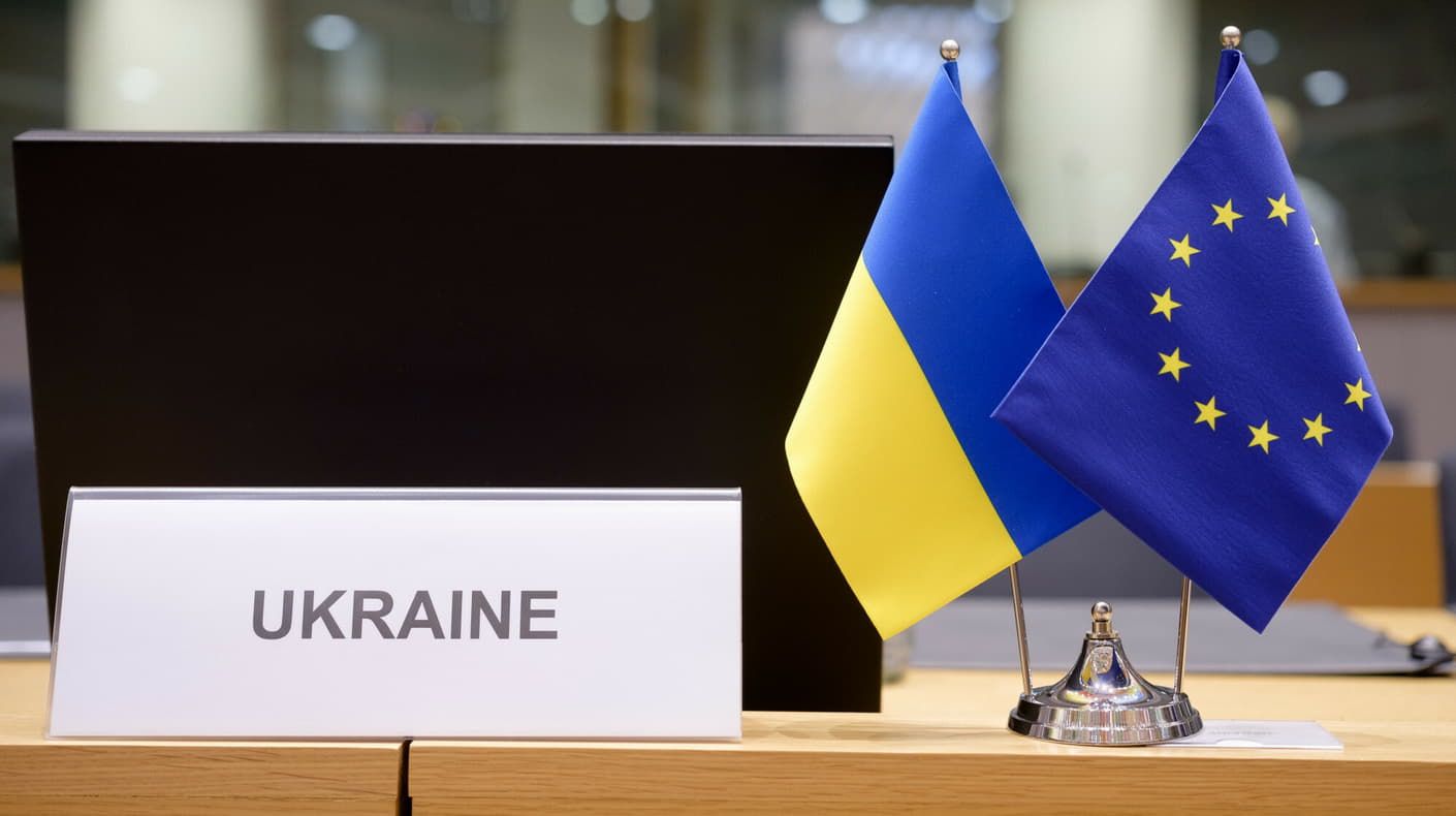 Не швидко, але й не безкінечно: як Євросоюз має змінити підхід до вступу України