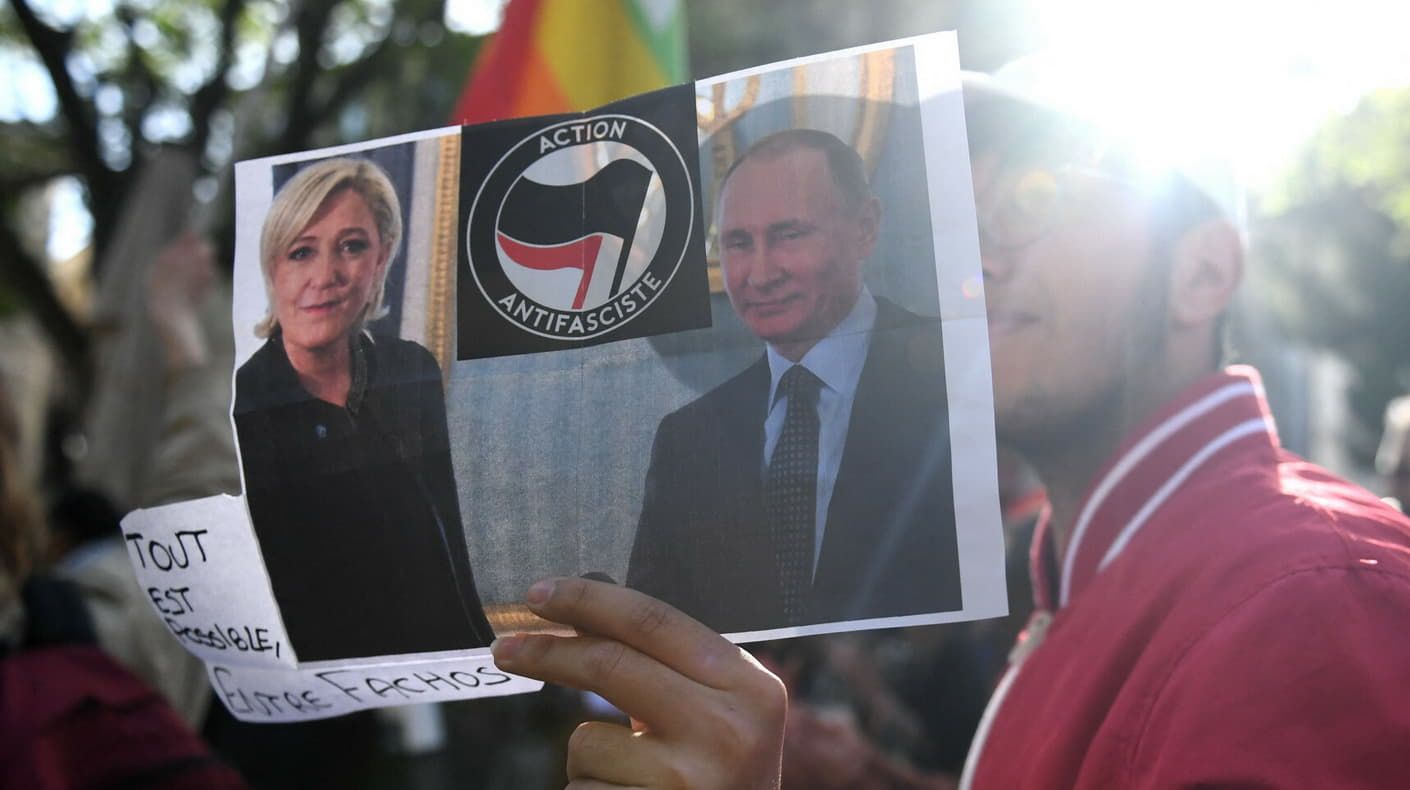Від Кремля з любов'ю: як росіяни атакують суперників Ле Пен задля її перемоги на виборах