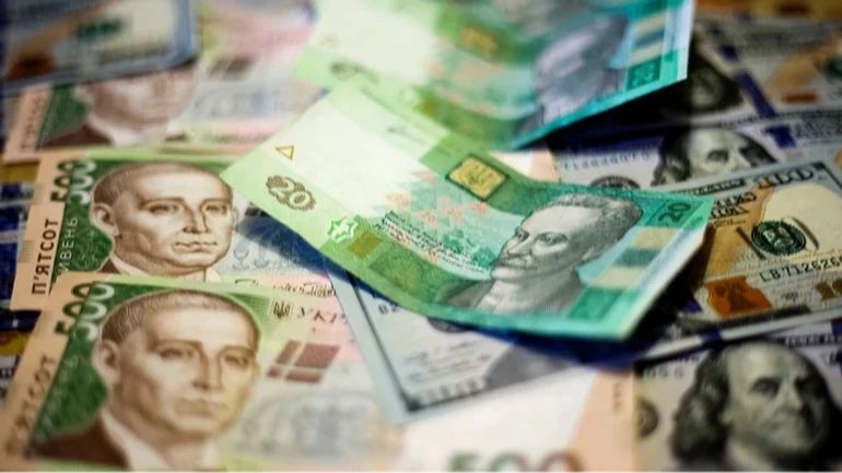 Економія почалася: уряд відклав більшість непріоритетних видатків до грудня