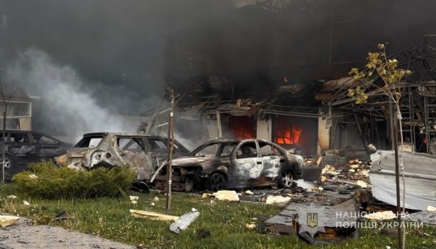 Росіяни атакували Запоріжжя КАБами та безпілотниками: загинули 12 людей, є поранені