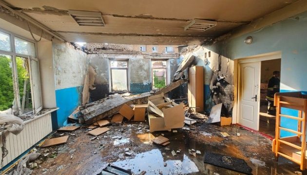 Пошкоджені об’єкти у трьох районах: на Київщині показали наслідки нічної атаки РФ