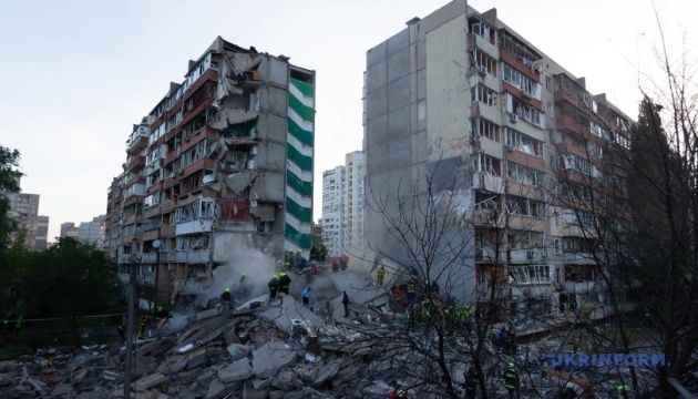 У Києві тривога була понад 8 годин: внаслідок удару РФ один загиблий, кількість постраждалих зросла до 32