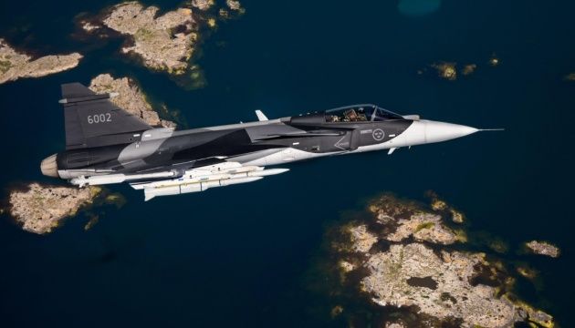 Українські пілоти вже проходять навчання на винищувачах Gripen - міністр оборони Швеції