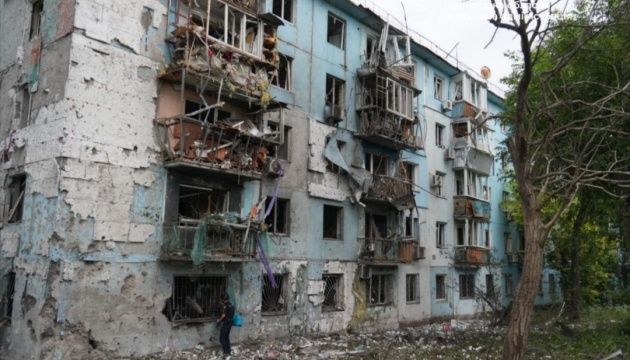 У Запоріжжі від удару російських КАБів багато руйнувань - 18 поранених, серед них дитина