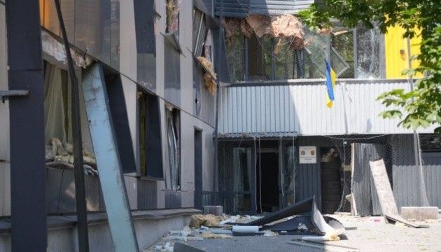 Запоріжжя атакували російські КАБи: є загиблий, ще шестеро