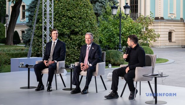 Зеленський отримав від посланців Трампа повідомлення про «готовність Росії до переговорів»