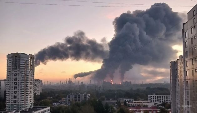 Московський НПЗ зупинив роботу після атаки безпілотників