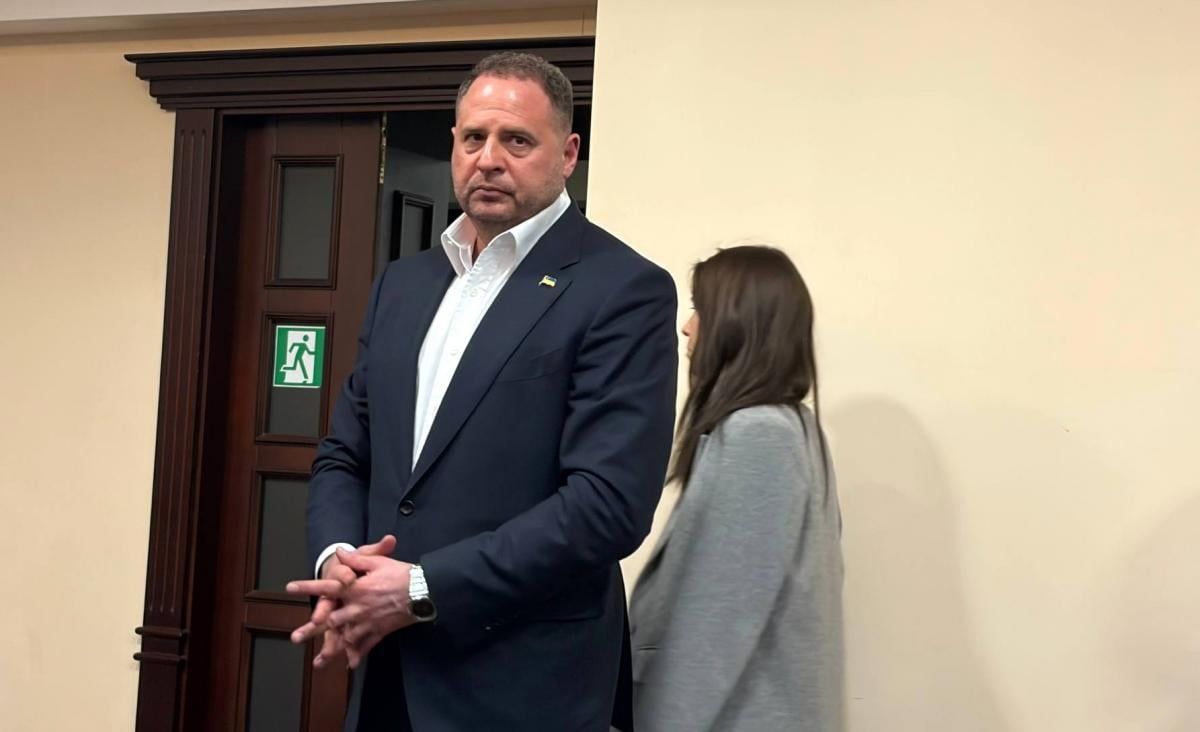 В Києві суд розпочинає розгляд запобіжного заходу для ексочільника ОП Єрмака