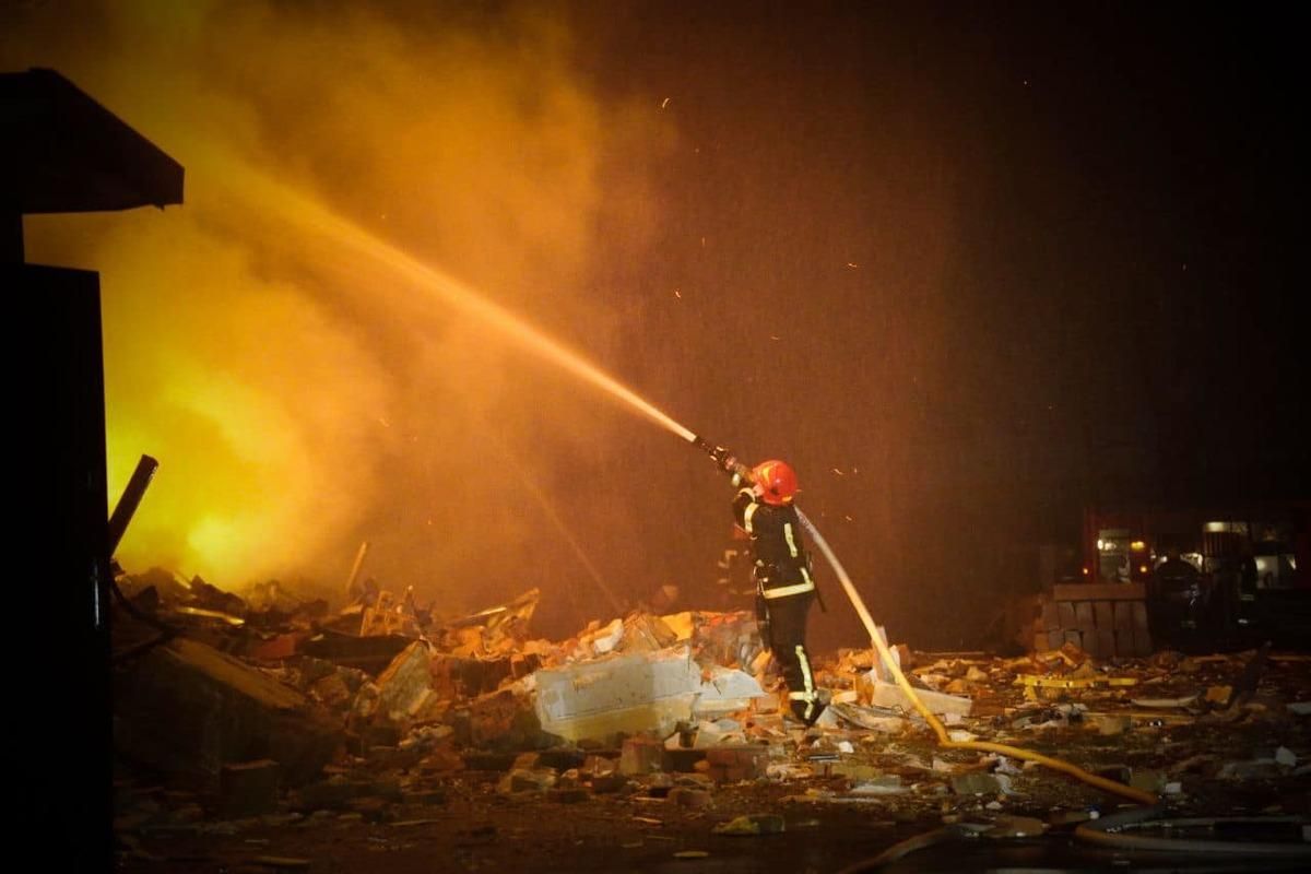 Росія масовано атакувала Чернігів, у місті пролунала серія вибухів