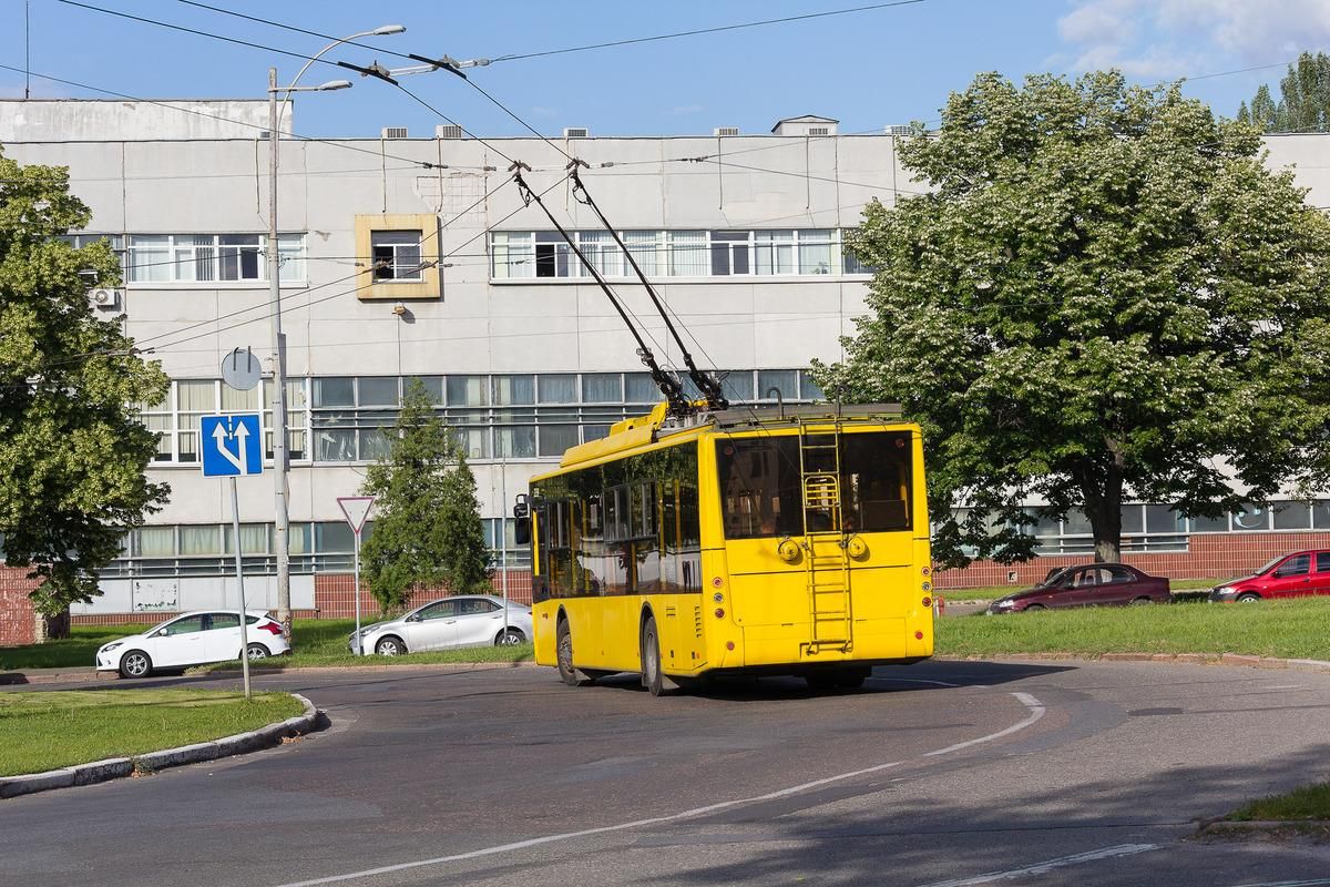 Подорожчання проїзду в Києві: експерт пояснив, хто виграє від нових цін