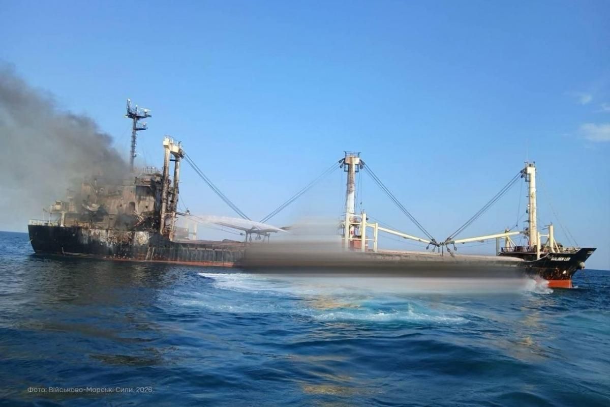 Росія прицільно запустила ракети по судну з зерном у Чорному морі: п'ять моряків загинули