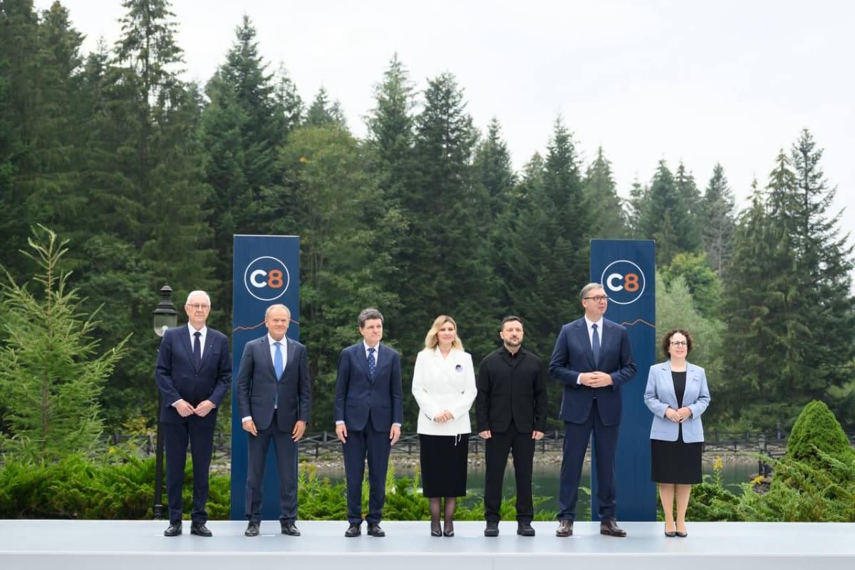 Саміт в українських горах: Зеленський оголосив про створення 