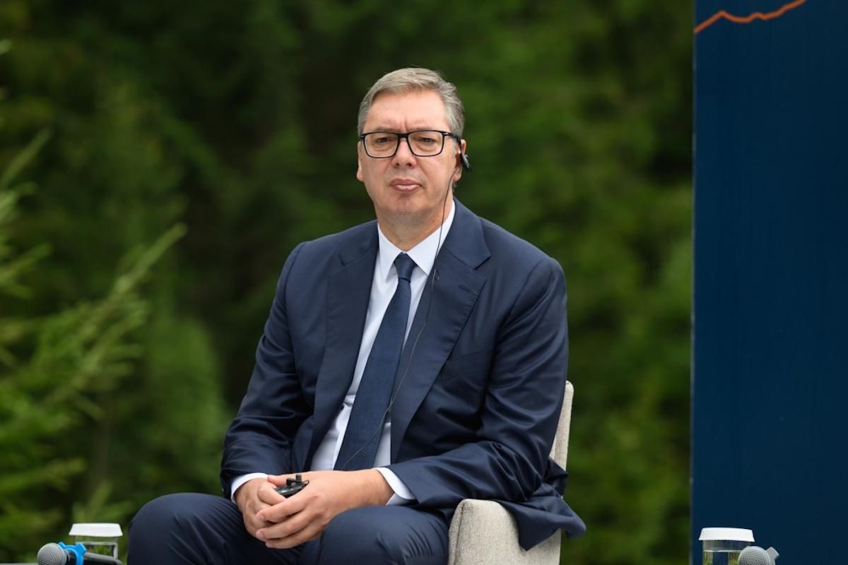 Проросійський президент Сербії подав у відставку